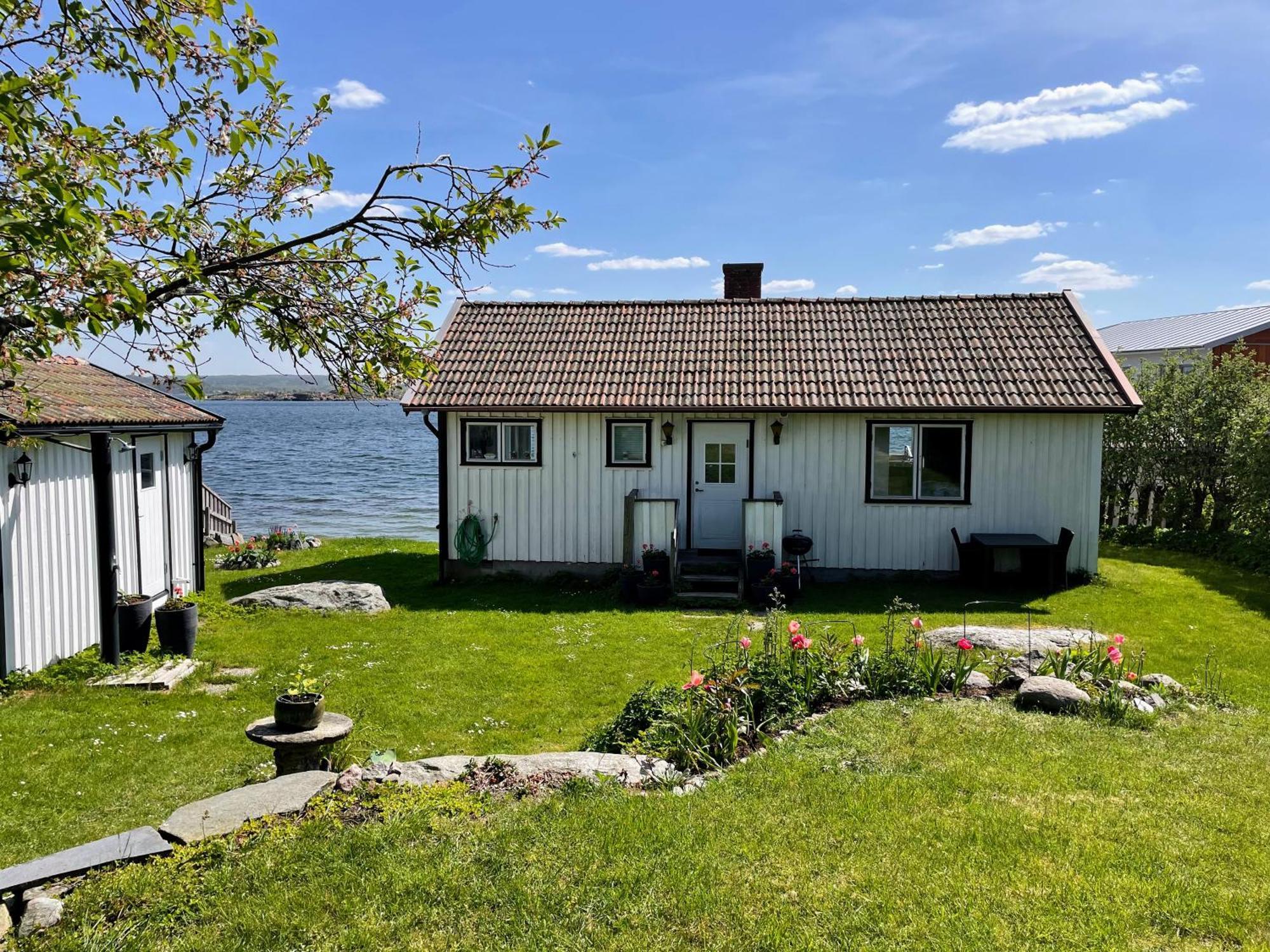 Cabin At The Sea Close To Public Beach With A Jumpingtower Hoviksnas 외부 사진